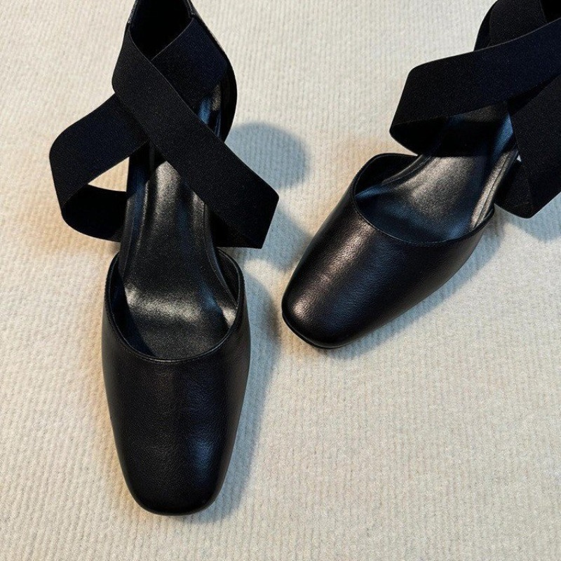 Leather Work Outfit - Sandal Wanita Hak Tebal dengan Tali