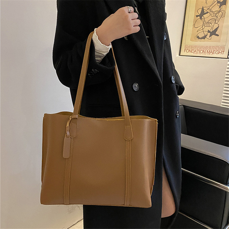 Tas Tote Kulit Imitasi Hitam K - Leatherworking Classic ulasan dan harga