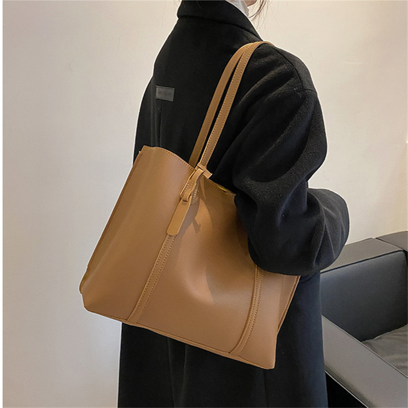 Tas Tote Kulit Imitasi Hitam K - Leatherworking Classic ulasan dan harga