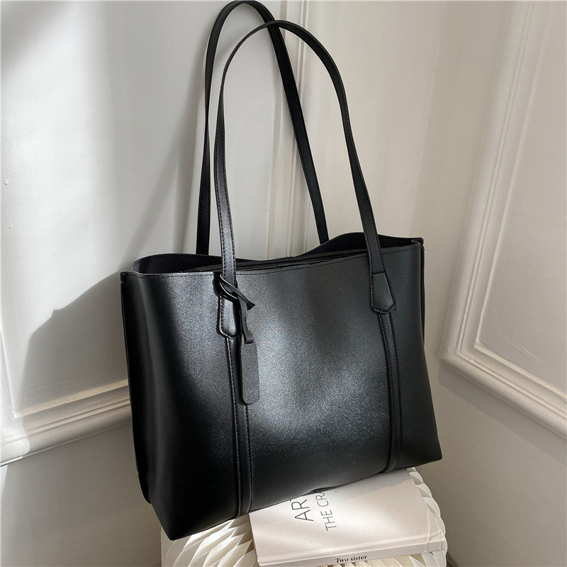Tas Tote Kulit Imitasi Hitam K - Leatherworking Classic ulasan dan harga