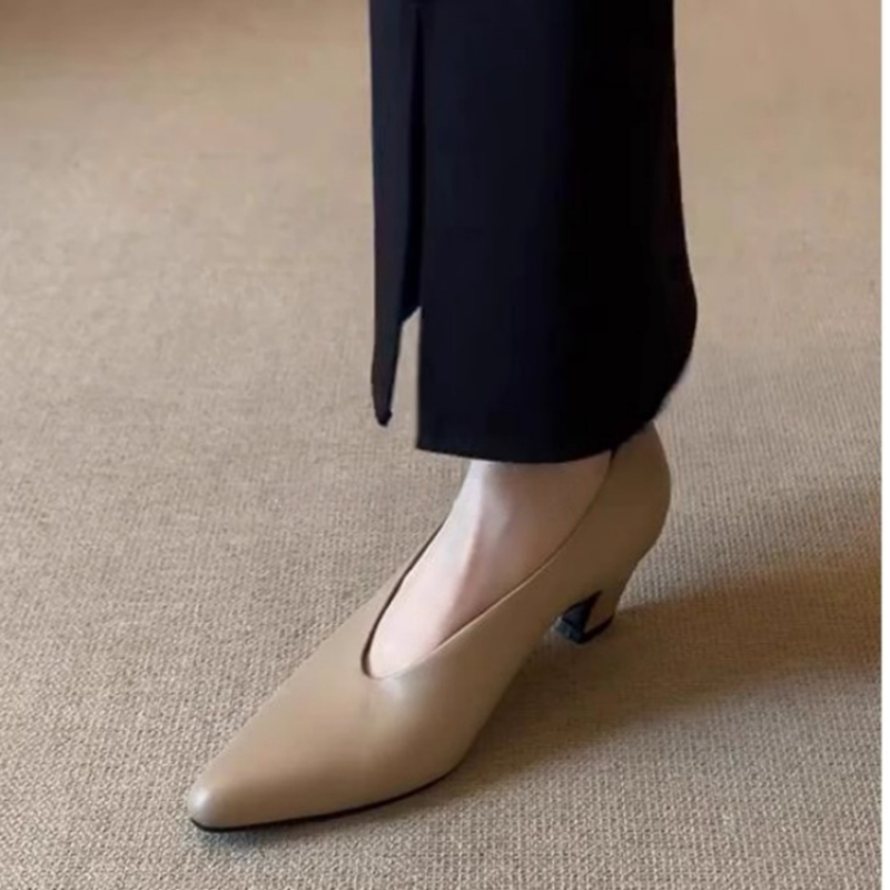 Sepatu Hak Tebal Ujung Lancip  - Leather Work Dress ulasan dan harga